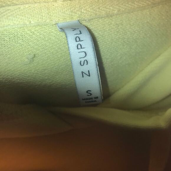 Z SUPPLY Hoodie Pullover Women’s S Yellow RN# 135090 - Picture 3 of 8